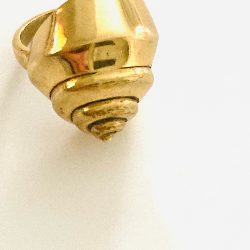 Jacqueline Rose Turbo Shell Gold Plated Ring Size 9 Custom sized from designer